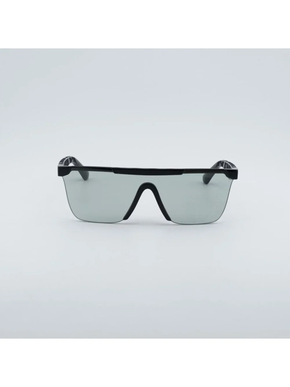 Burberry BE4480D 300169 Sunglasses Black Square Frame, Light Gray Lenses - Picture 2 of 12